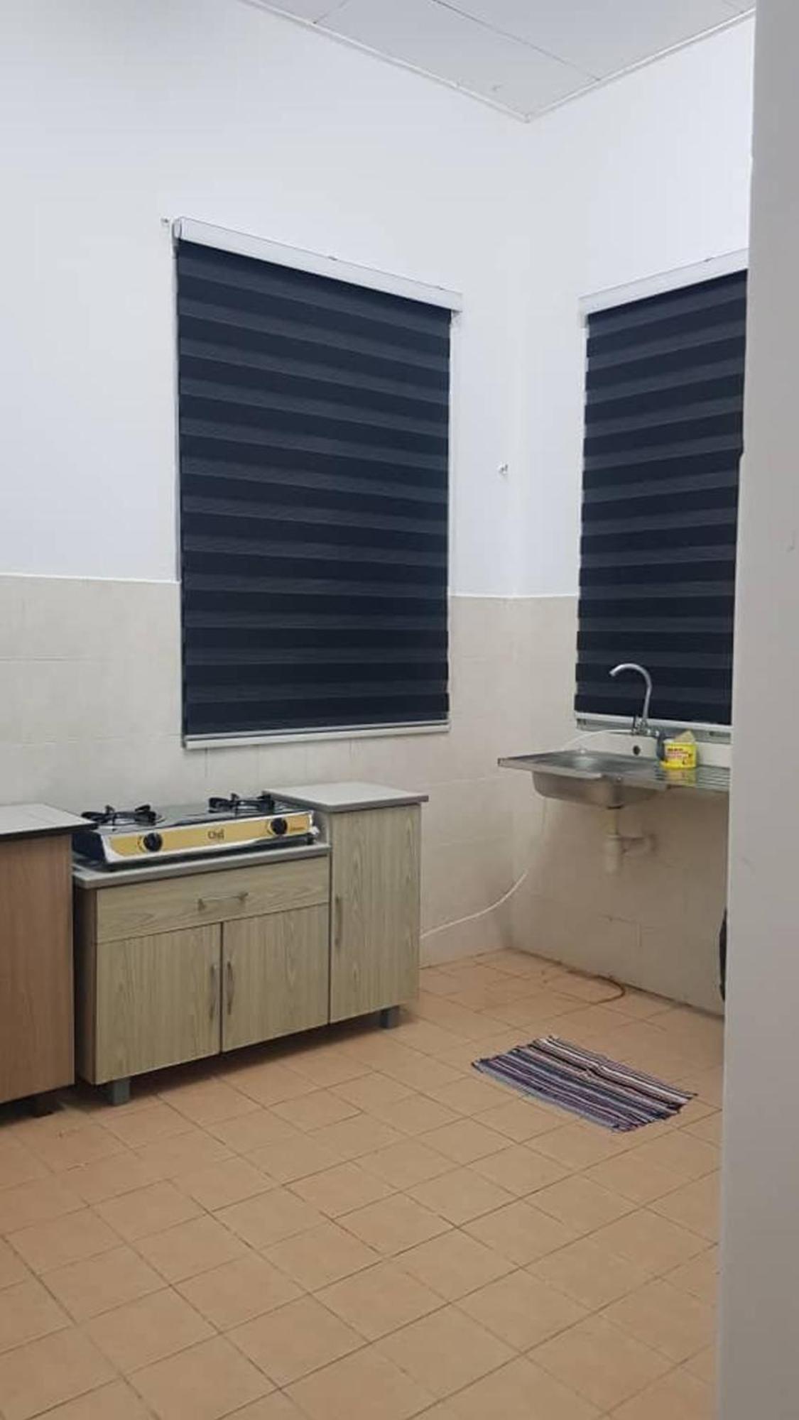 Holiday home Aman Musliim Only Senawang